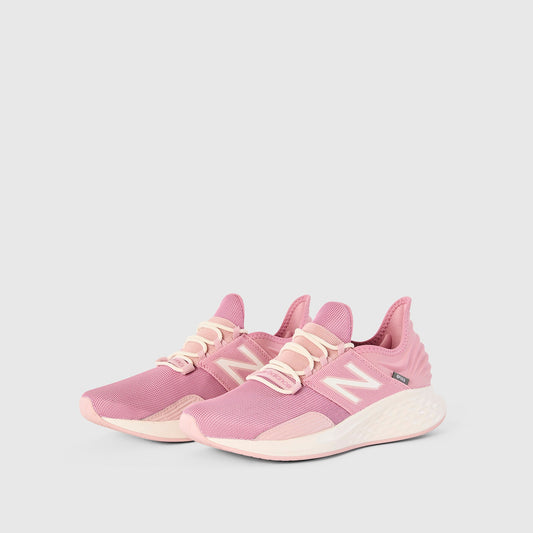 FIGS | New Balance ROAV - Chalk Pink